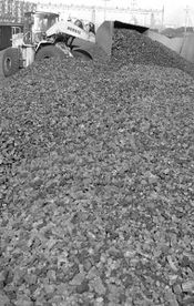 咸阳市人民政府推动煤炭产业转型升级，赋能区域经济高质量发展